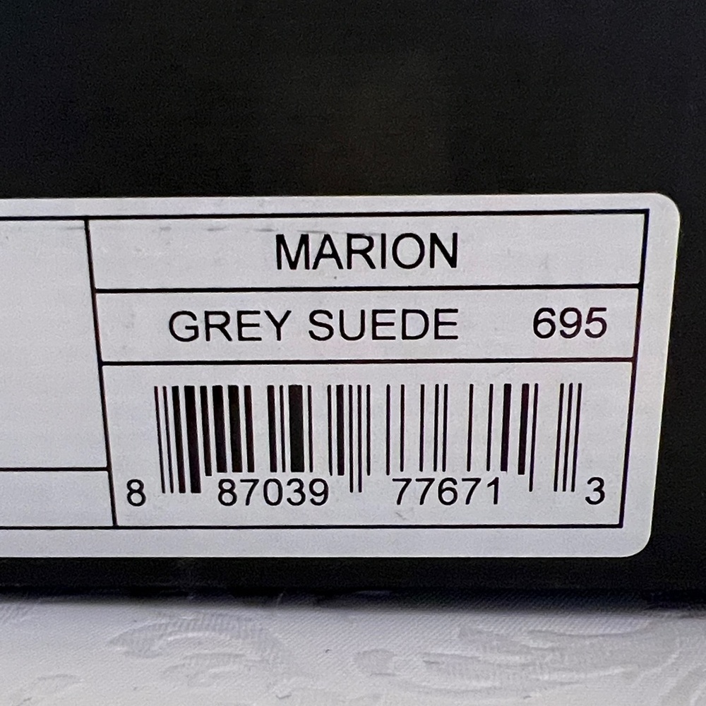 AEROSOLES Suede Gray Winter Boots - Picture 12 of 12
